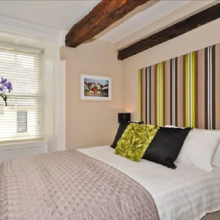 7 Cross Street Hotel 4*