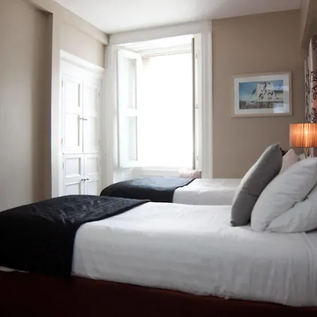 Hotel 7 Cross Street